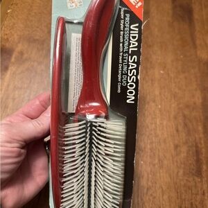 Vidal Sassoon Vintage 1980s Red Styling Brush & Comb set